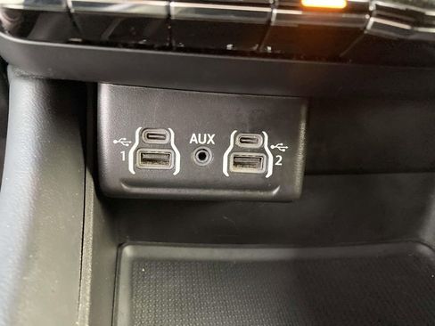 Used 2024 Dodge Durango SXT image 24