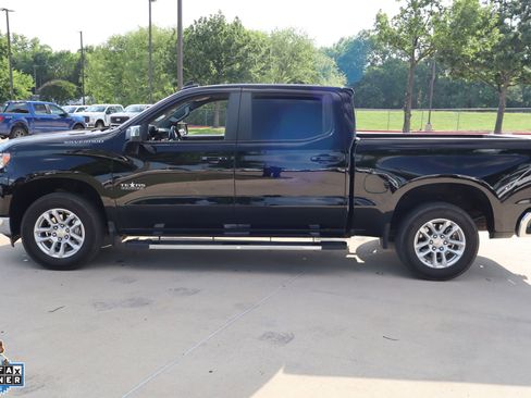 Used 2025 Chevrolet Silverado 1500 LT w/ Protection Package RWD image 7