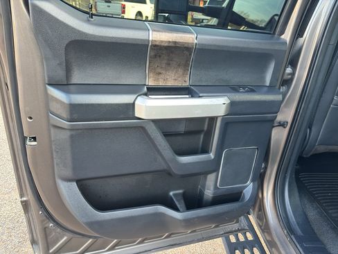 Used 2022 Ford F350 Lariat w/ Tremor Off-Road Package image 19