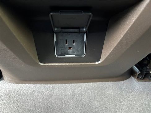 Used 2021 Chevrolet Tahoe LS image 30