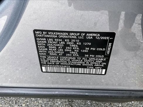 Used 2024 Volkswagen Atlas Cross Sport SE FWD image 35