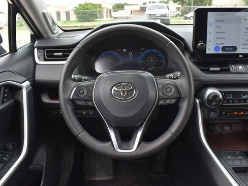 Used 2023 Toyota RAV4 Limited FWD image 15