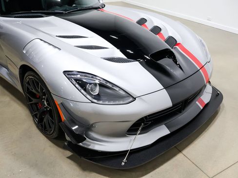 Used 2017 Dodge Viper ACR w/ Extreme Aero Package RWD image 71