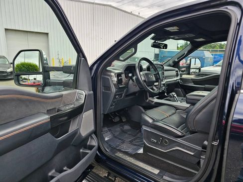 Certified 2022 Ford F150 Platinum w/ Max Trailer Tow Package AWD/4WD image 14