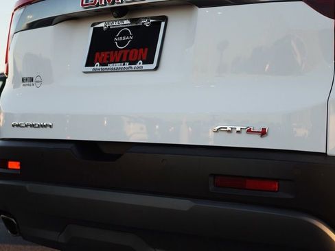 Used 2023 GMC Acadia AT4 w/ Technology Package image 63