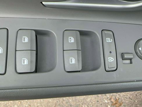 Used 2023 Hyundai Elantra Blue w/ Cargo Package image 13