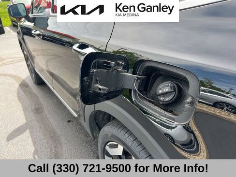 Certified 2024 Kia Telluride S w/ S Sunroof Package AWD/4WD image 50