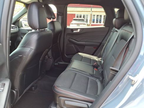 Certified 2024 Ford Escape ST-Line w/ Tech Pack #1 AWD/4WD image 11