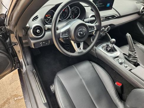 Used 2025 MAZDA MX-5 Miata Grand Touring RWD image 27