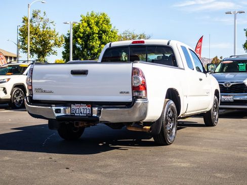 Used 2010 Toyota Tacoma 2WD Access Cab image 9