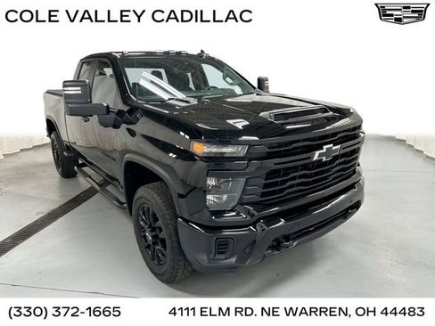 Used 2025 Chevrolet Silverado 2500 Custom w/ Custom Value Package AWD/4WD image 1