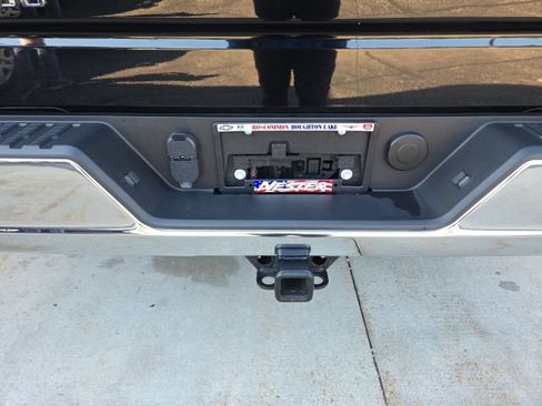 Used 2024 Chevrolet Silverado 1500 LT AWD/4WD image 26