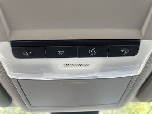 Used 2024 Nissan Altima 2.5 SR image 24