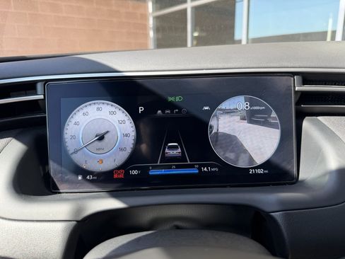 Used 2024 Hyundai Santa Cruz Limited AWD/4WD image 18