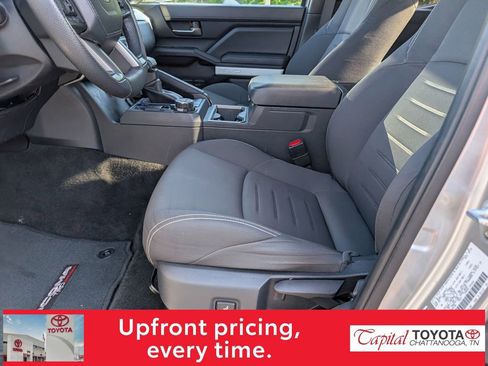 Used 2024 Toyota Tacoma TRD Off-Road AWD/4WD image 12