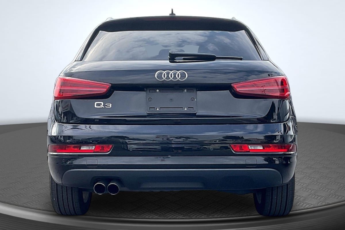 Used 2017 Audi Q3 2.0T Premium w/ Convenience Package FWD image 4