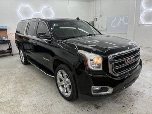 Used 2020 GMC Yukon XL SLT w/ HD Trailering Package image 6