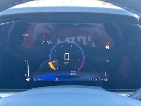 Used 2025 Chevrolet Trax LT w/ LT Convenience Package image 15