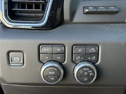 Certified 2026 GMC Sierra 1500 Denali Ultimate image 19