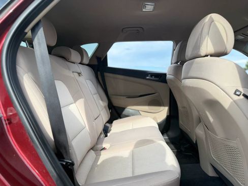 Used 2017 Hyundai Tucson SE FWD image 25