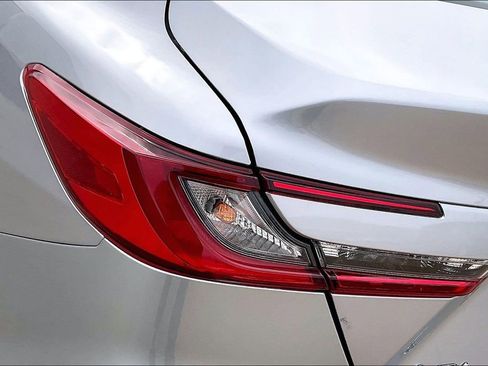 Used 2025 Toyota Camry LE image 29