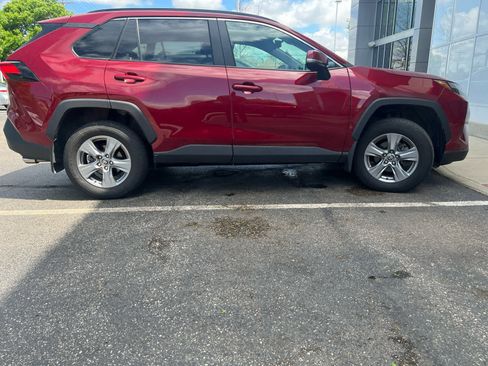Used 2023 Toyota RAV4 XLE w/ Convenience Package AWD/4WD image 11