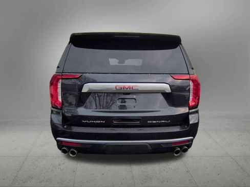 Used 2023 GMC Yukon Denali w/ Denali Reserve Package image 5
