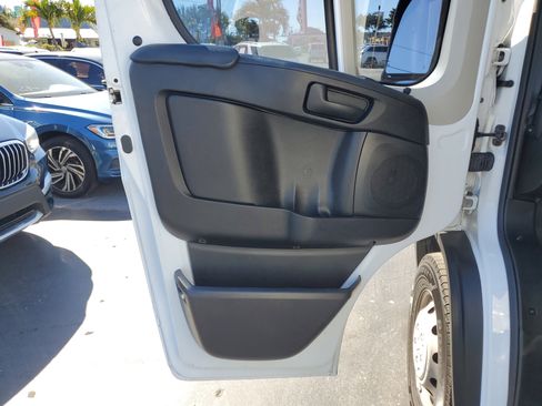 Used 2021 RAM ProMaster 1500 w/ Convenience Group image 12