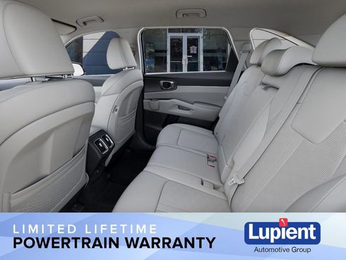 New 2026 Kia Sorento EX image 23