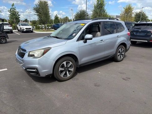 Used 2018 Subaru Forester 2.5i Limited AWD/4WD image 6