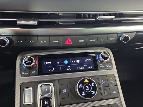 Used 2025 Hyundai Palisade Calligraphy AWD/4WD image 24