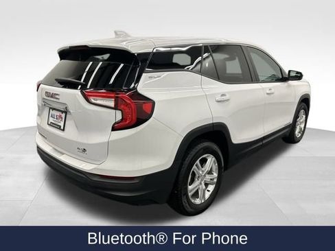 Used 2024 GMC Terrain SLE image 10
