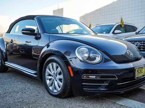 Used 2018 Volkswagen Beetle 2.0T S image 3