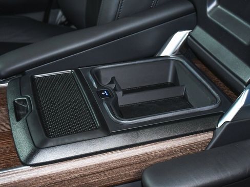 Used 2024 Land Rover Range Rover Autobiography image 51