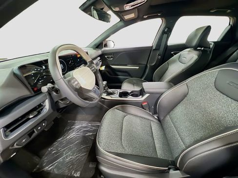 New 2025 Kia K4 GT-Line image 21