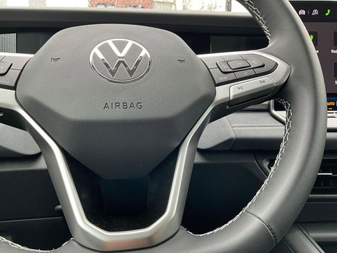 New 2026 Volkswagen Tiguan SE image 22