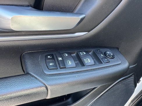 Used 2022 RAM 1500 Big Horn AWD/4WD image 14