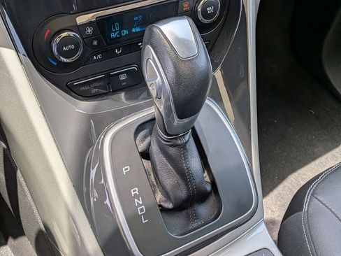 Used 2015 Ford C-MAX SEL w/ Equipment Group 303A FWD image 24