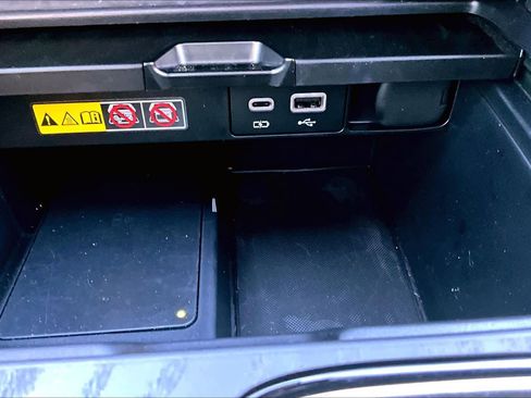 Used 2024 Lexus RX 450h Luxury image 34