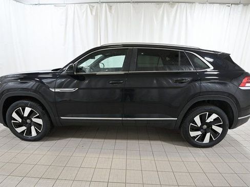 New 2026 Volkswagen Atlas Cross Sport SEL image 10