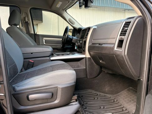 Used 2018 RAM 1500 Big Horn AWD/4WD image 12
