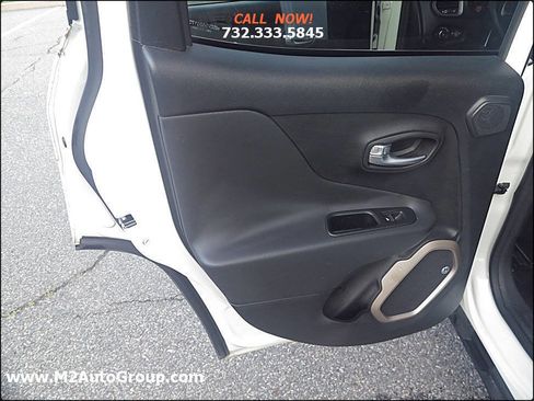 Used 2016 Jeep Renegade 75th Anniversary image 19