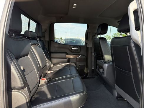 Used 2020 Chevrolet Silverado 1500 RST AWD/4WD image 15