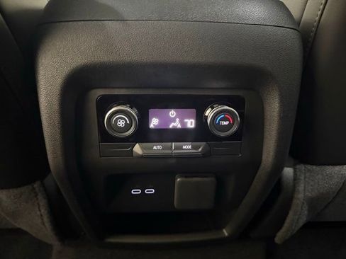 New 2026 Buick Enclave Sport Touring w/ Power Package FWD image 28