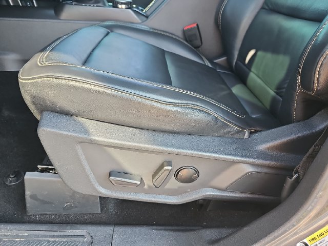 Used 2025 Ford Bronco Badlands AWD/4WD image 19
