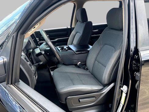 Used 2019 RAM 1500 Tradesman RWD image 8