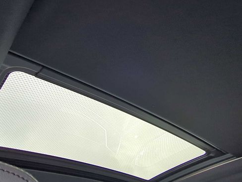 New 2026 BMW X6 M60i image 19