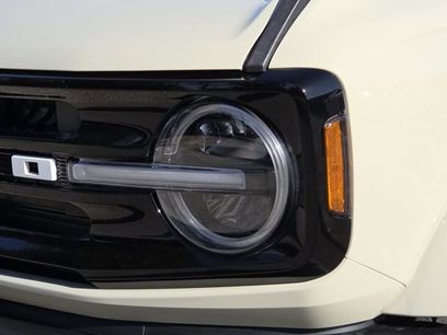 New 2025 Ford Bronco Outer Banks