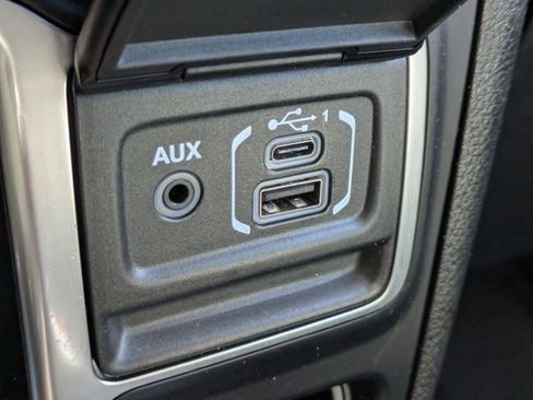 Certified 2024 Jeep Wrangler Sport image 18