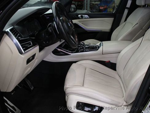 Used 2019 BMW X7 xDrive50i w/ Dynamic Handling Package image 13